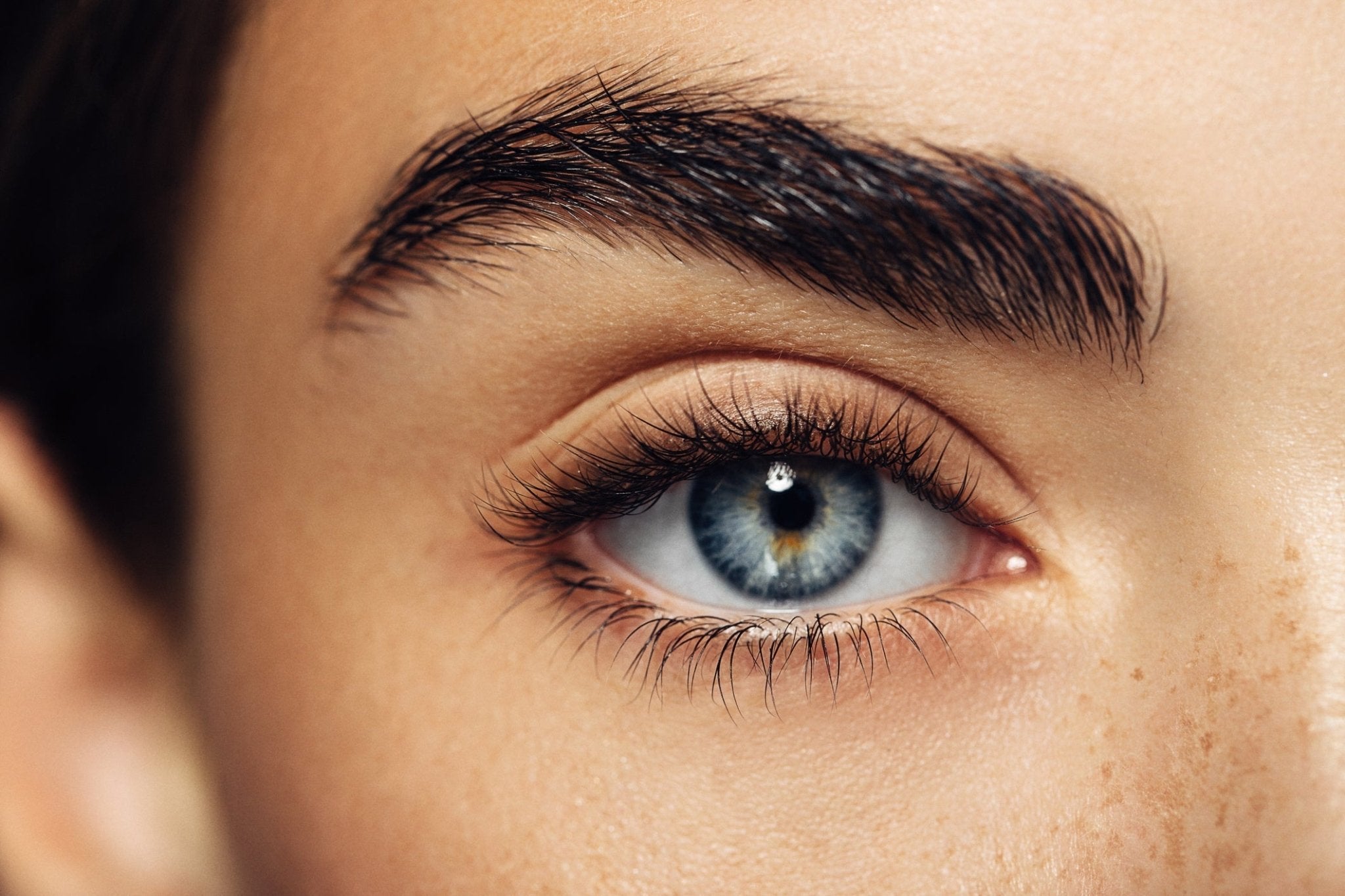 5 of the best eyelash serums - 35 Thousand